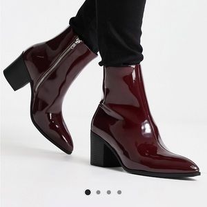 NWT ASOS DESIGN heeled chelsea boot